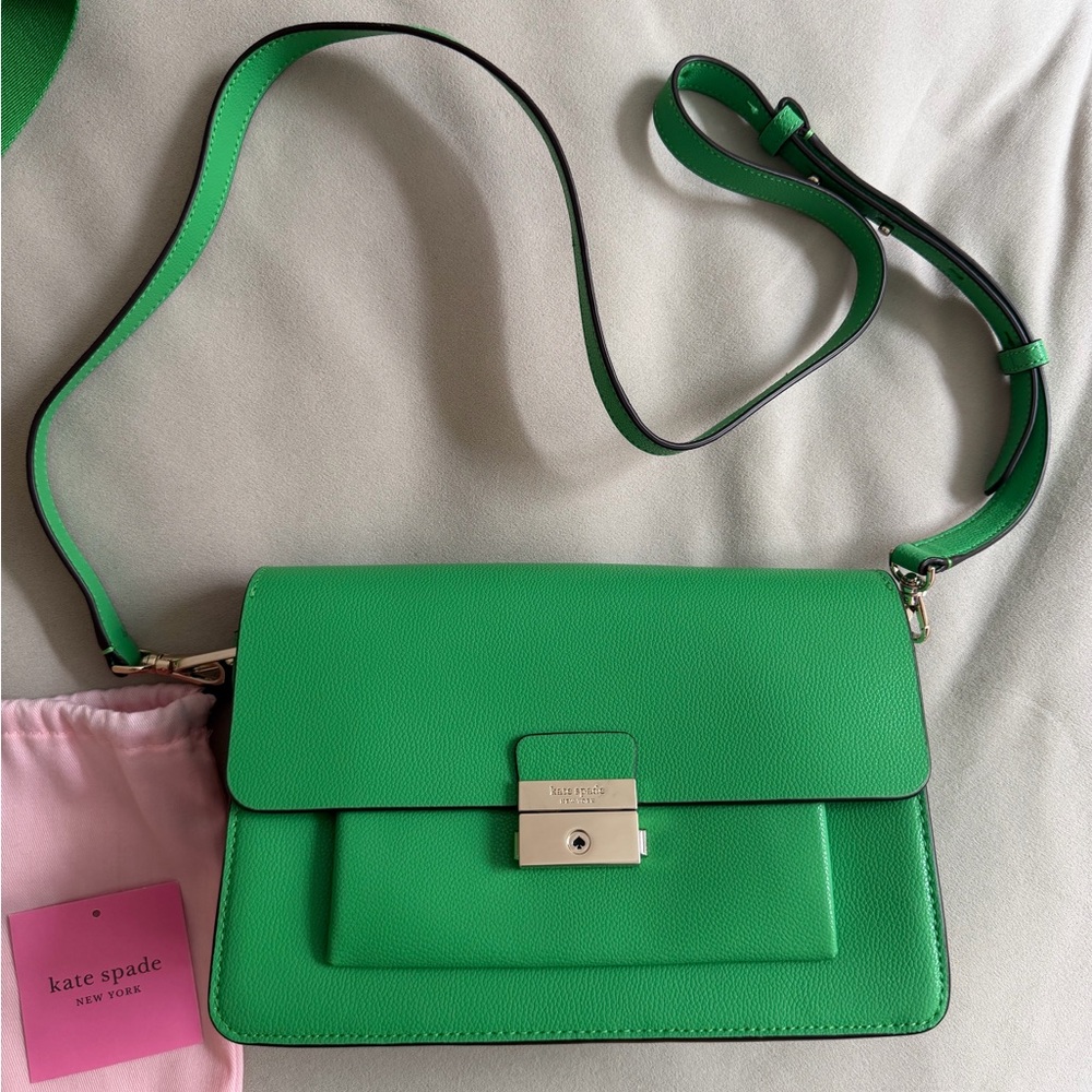kate spade voyage small grain texture in fresh green
